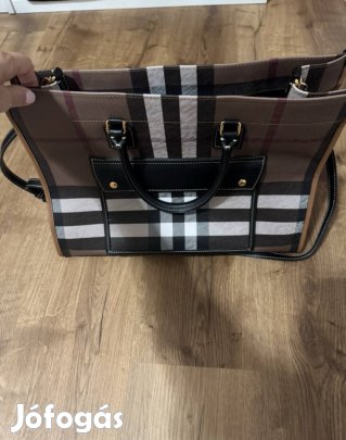 Burberry táska