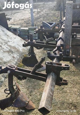 Burgonya Nyító-Töltögető