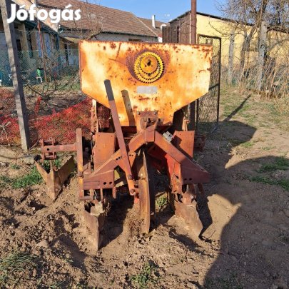 Burgonya krumpli vetőgép