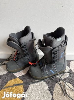 Burton 24.5 cm 39-es bakancs eladó