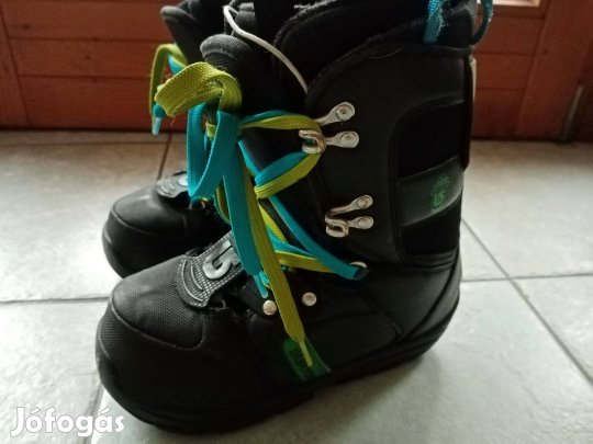 Burton Snowboard cipĹ� bakancs 35