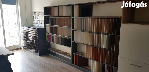 Bútorlap állványok