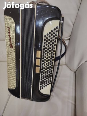 Buttstadt 120 basszusos tangóharmonika Harmonika 