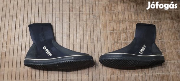 Búvár csizma 42