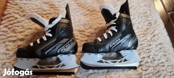 CCM Tacks Yth10-es gyerek hokey korcsolya