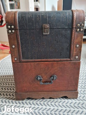 CD/DVD rendszerező szekrény - 600 db-os (fa, vintage)