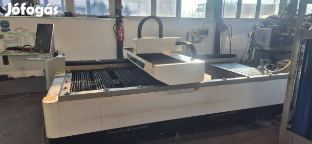 CNC fiber lézervágó gép