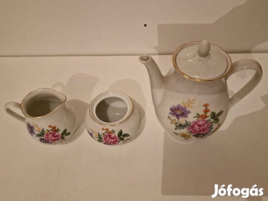 CP feliratú porcelán készlet 3 darabja együtt eladó