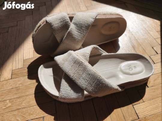C&A nyári papucs rattan szerű anyagból 38-as
