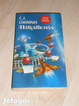 C.J. Cherryh: Mélyállomás (7653)