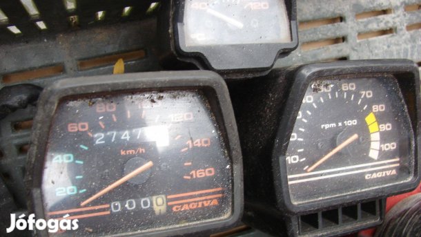 Cagiva műszeregység eladó