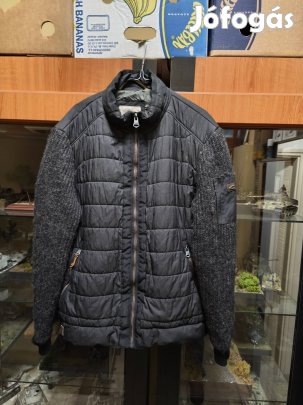 Camel Aktiv dzseki XL.