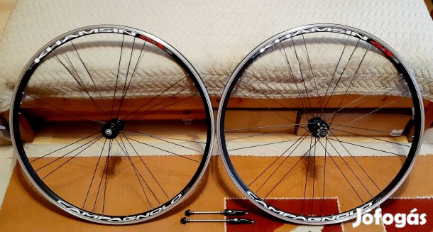 Campagnolo Khamsin G3 országúti kerékszett. Használt, új állapotú!