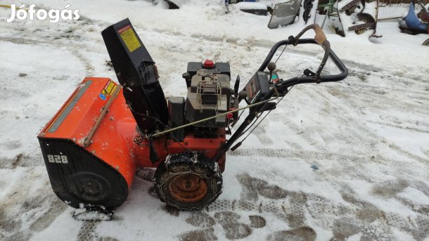 Canadiana 828 Hómarógép 8 lóerős motor, üzemképes eladó.