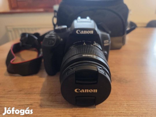 Canon EOS 1300D + EF-S 18-55 III