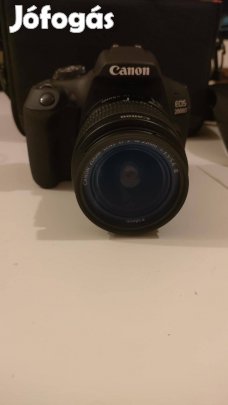 Canon EOS 2000D DSLR fényképezőgép objektívvel, uv szűrővel, táskával