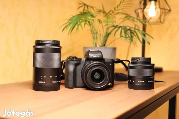 Canon EOS M50 szett sok extrával
