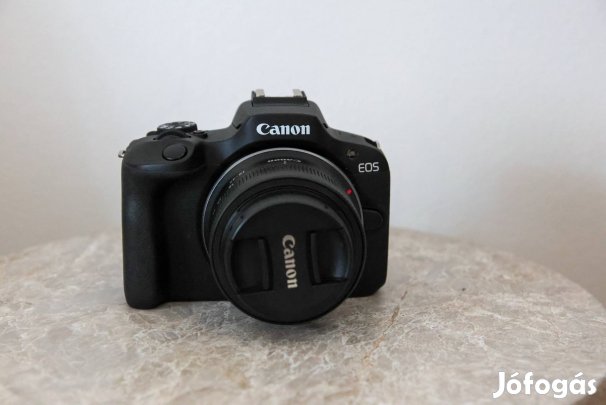 Canon eos r100