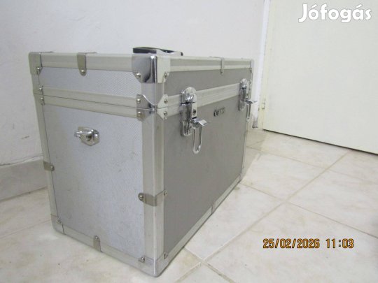 Canon fém fotós táska