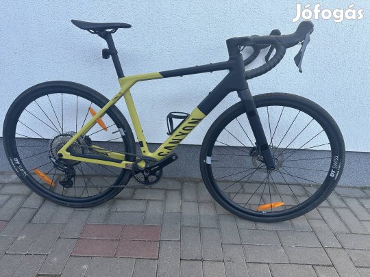 Canyon Grail CF 8 1by S-es gravel kerékpár