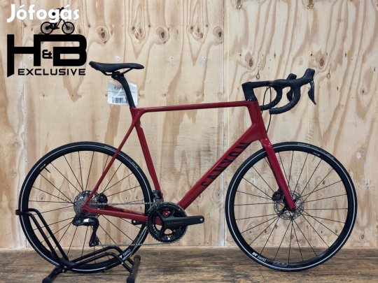 Canyon Ultimate CF SL 8 Disc Di2 Verseny kerékpár Shimano Ultegra 2022