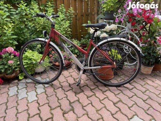 Caprine Tour 28"-os trekking kerékpár