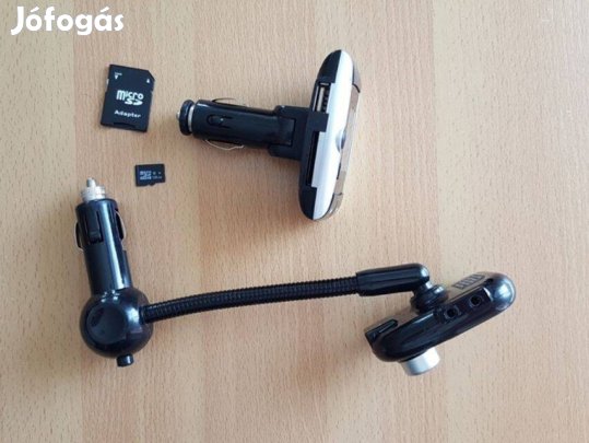 Car FM transmitter a képen felül a kisebb