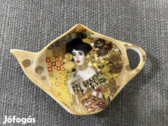 Carmani ékszertartó porcelán