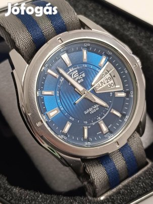 Casio Edifice EF129 kék számlapos férfi karóra