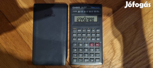 Casio FX220 típusú tudományos számológép 