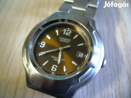 Casio rozsdamentes acél férfi karóra