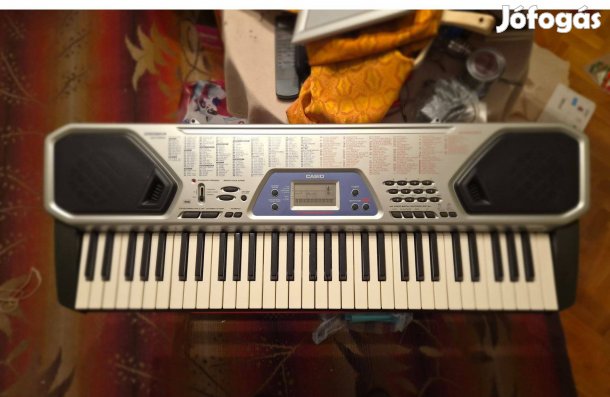 Casio szintetizator