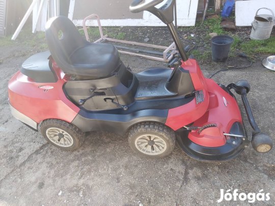 Castelgarden front kaszás fűnyíró traktor 