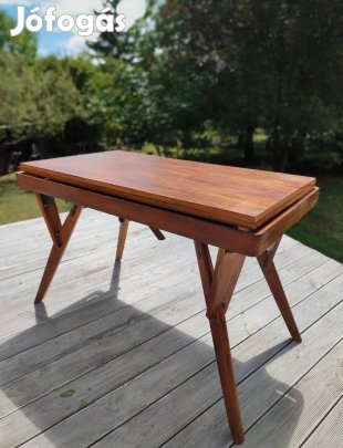 Castro asztal retro design mid century