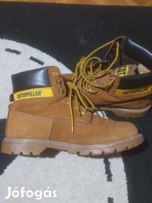 Caterpillar bakancs 43-as