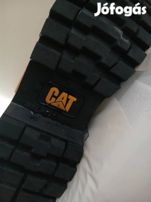 Caterpillar bakancs!