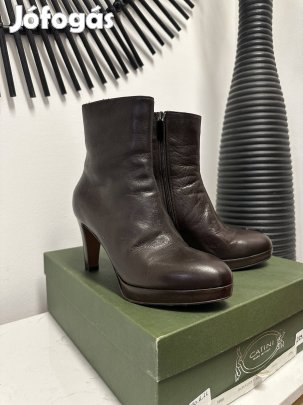 Catini olasz bőr magassarkú csizma