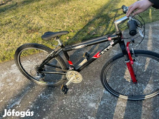 Cats 26 MTB kerékpár