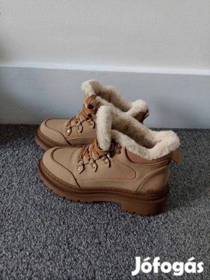 Catwalk bundás bakancs - Új