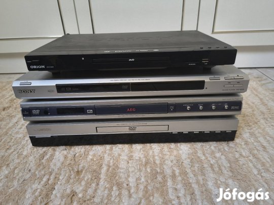 Cd/dvd lejátszó 4db egyben 