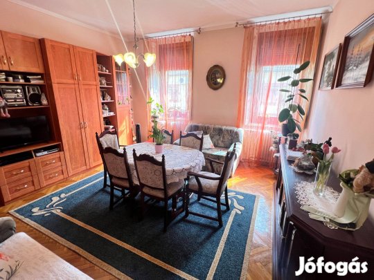 Cegléd belvárosában 3 szobás ház eladó