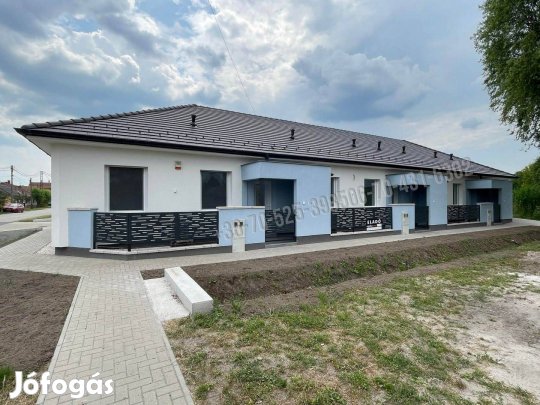 Cegléden igényes újszerű lakás eladó