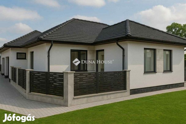 Ceglédi 102 nm-es ház eladó