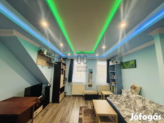 Ceglédi 48 nm-es lakás eladó