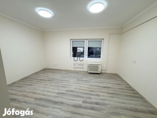 Ceglédi 50 nm-es lakás eladó