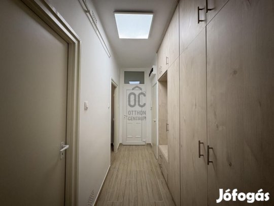 Ceglédi 57 nm-es lakás eladó