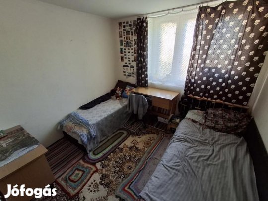 Ceglédi eladó 119 nm-es ház