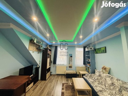 Ceglédi eladó 48 nm-es lakás