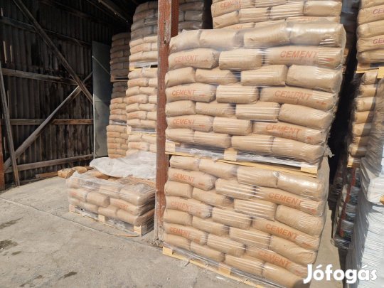 Cement 25 kg zsákos építkezéshez