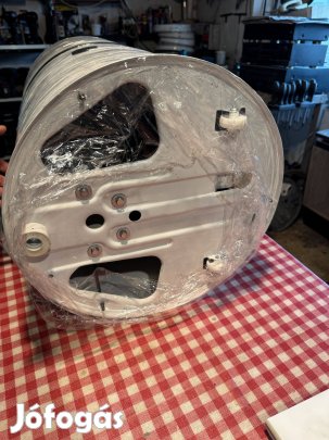 Centrifugaés keverő tárcsás mosógép